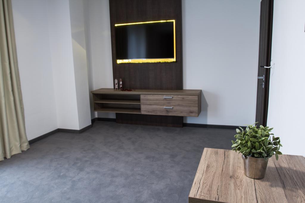 Guest House Frizzante Turčianske Teplice Δωμάτιο φωτογραφία